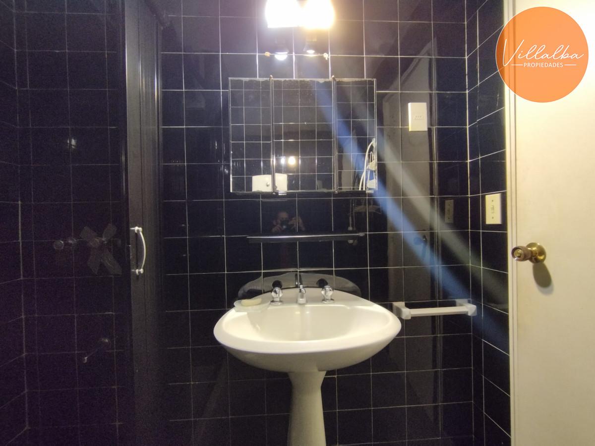 Apartamento ID.3429 - Apartamento de un dormitorio y medio en venta en Punta del Este