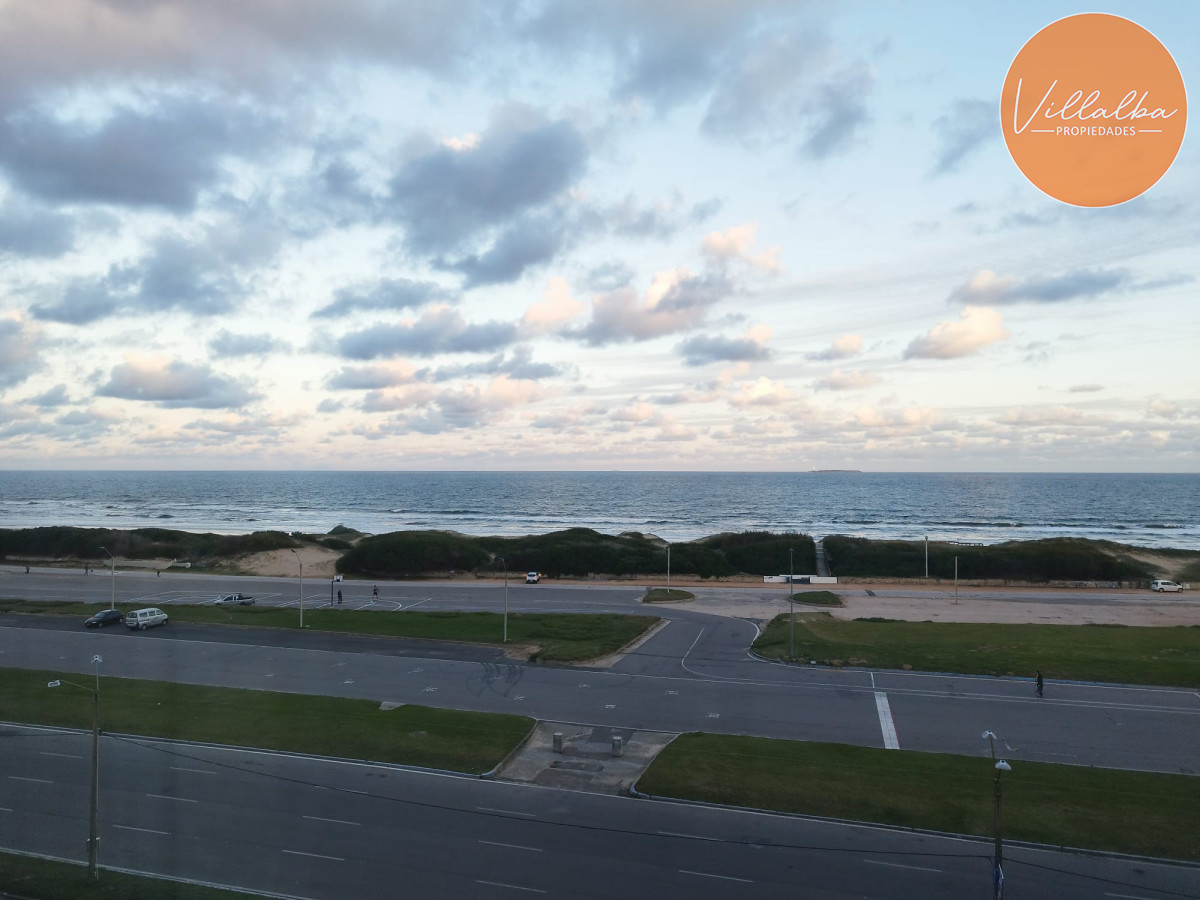 Apartamento ID.3429 - Apartamento de un dormitorio y medio en venta en Punta del Este
