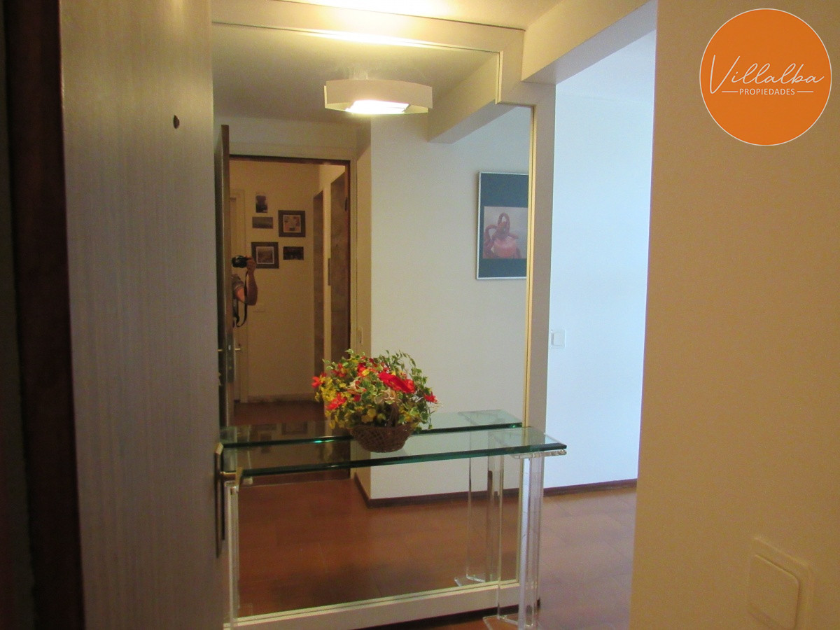 Apartamento ID.3602 - Venta de apartamento de dos dormitorios en Punta del Este