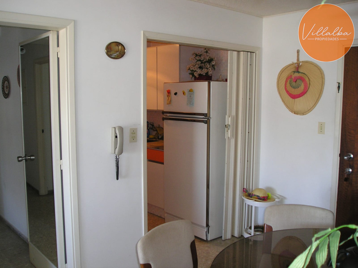 Apartamento ID.3491 - Apartamento en venta de 3 dormitorios en Punta del Este.-