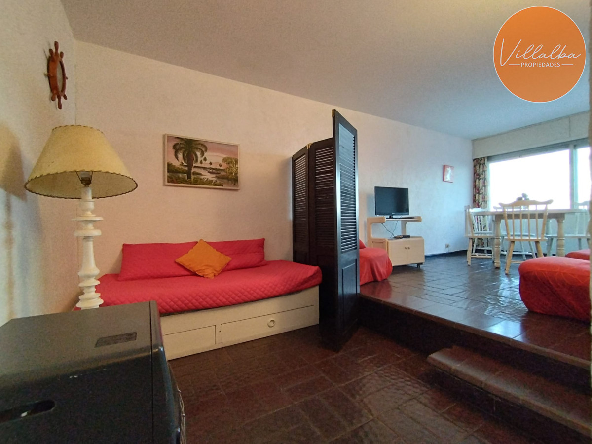Apartamento ID.3429 - Apartamento de un dormitorio y medio en venta en Punta del Este