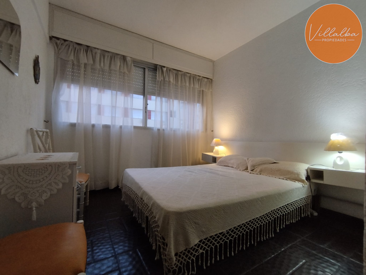 Apartamento ID.3429 - Apartamento de un dormitorio y medio en venta en Punta del Este