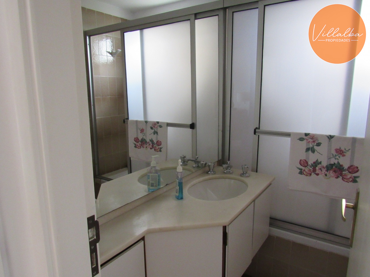 Apartamento ID.3602 - Venta de apartamento de dos dormitorios en Punta del Este