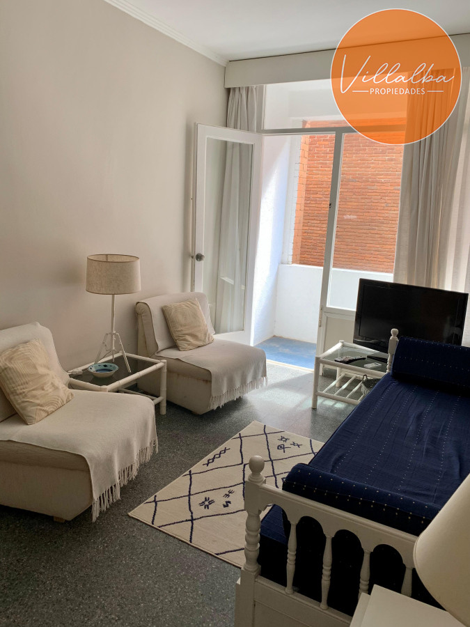 Apartamento ID.3463 - Venta de apartamento de un dormitorio en Punta del Este, reciclado