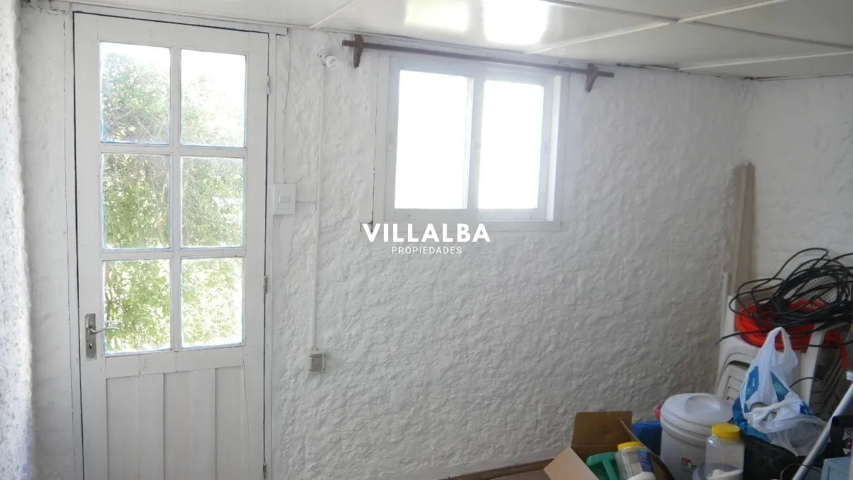 Apartamento ID.3840 - Casa en venta de dos dormitorio y dependencia en Punta del Este