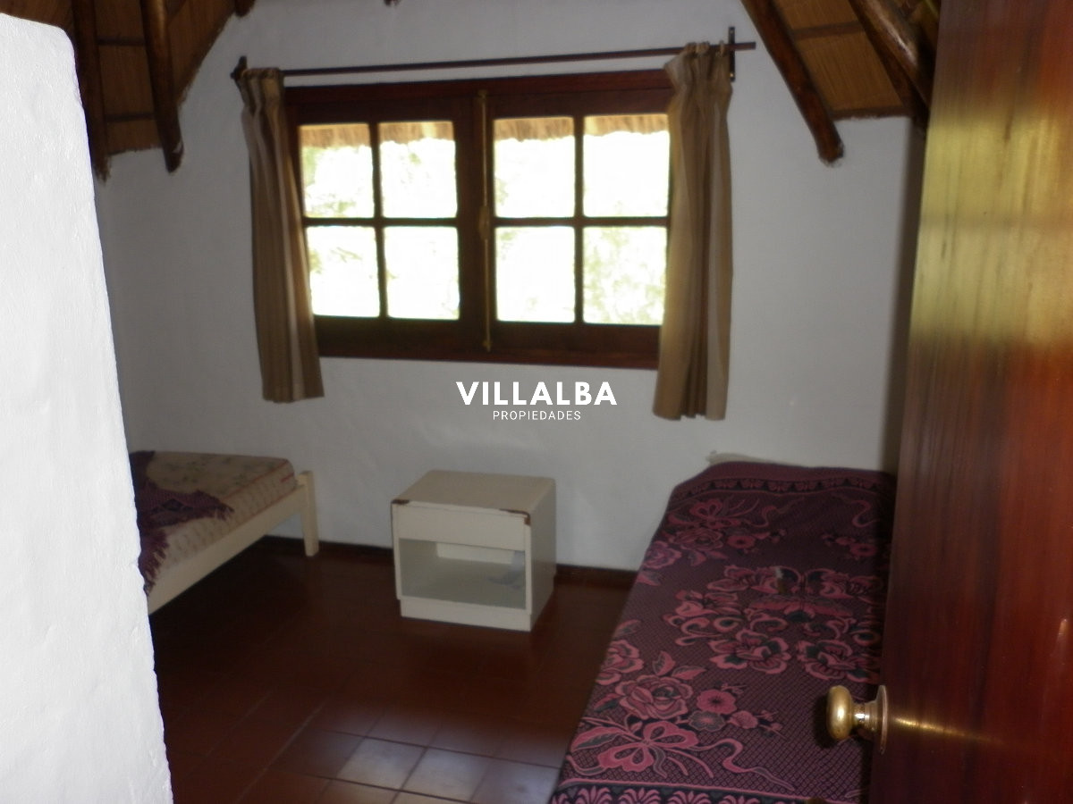 Apartamento ID.4128 - Venta de casa de 4 dormitorios en Maldonado