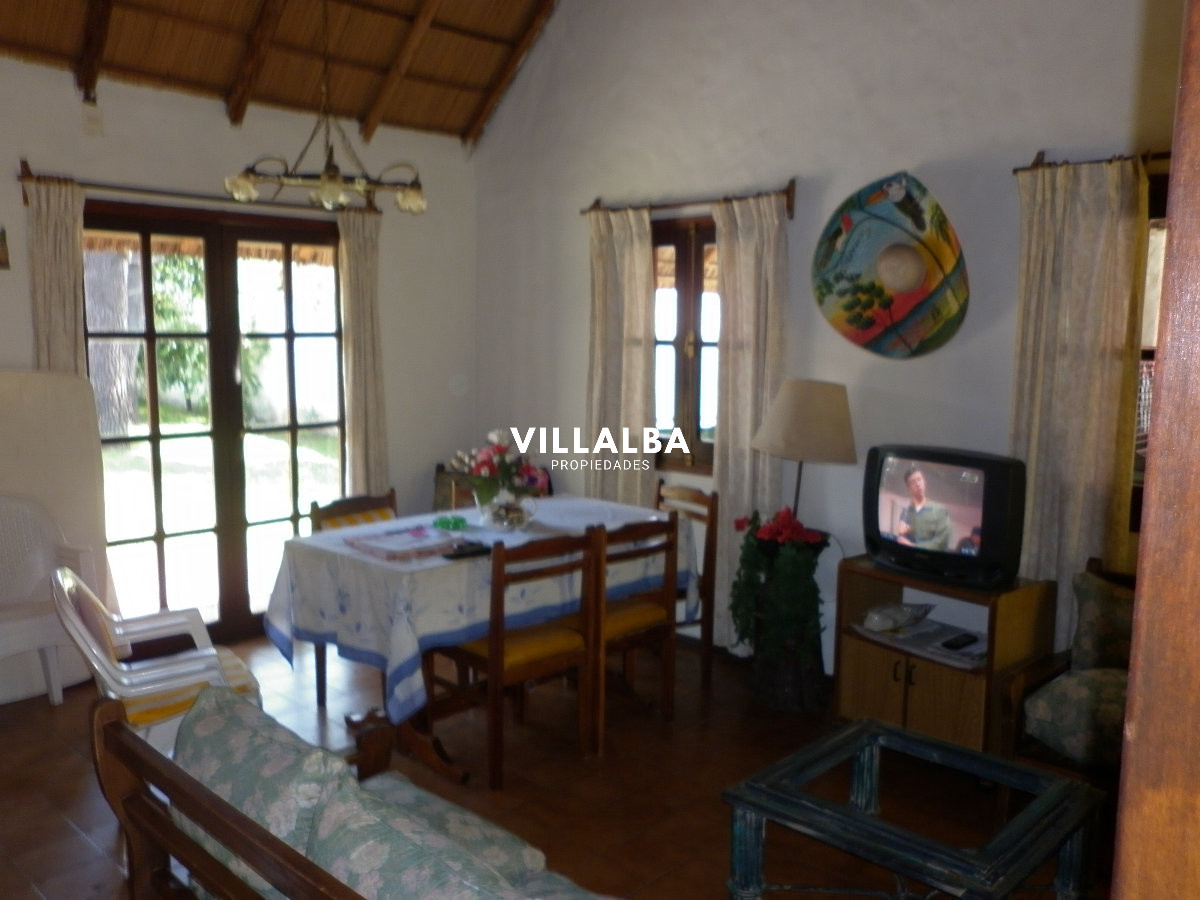 Apartamento ID.4128 - Venta de casa de 4 dormitorios en Maldonado