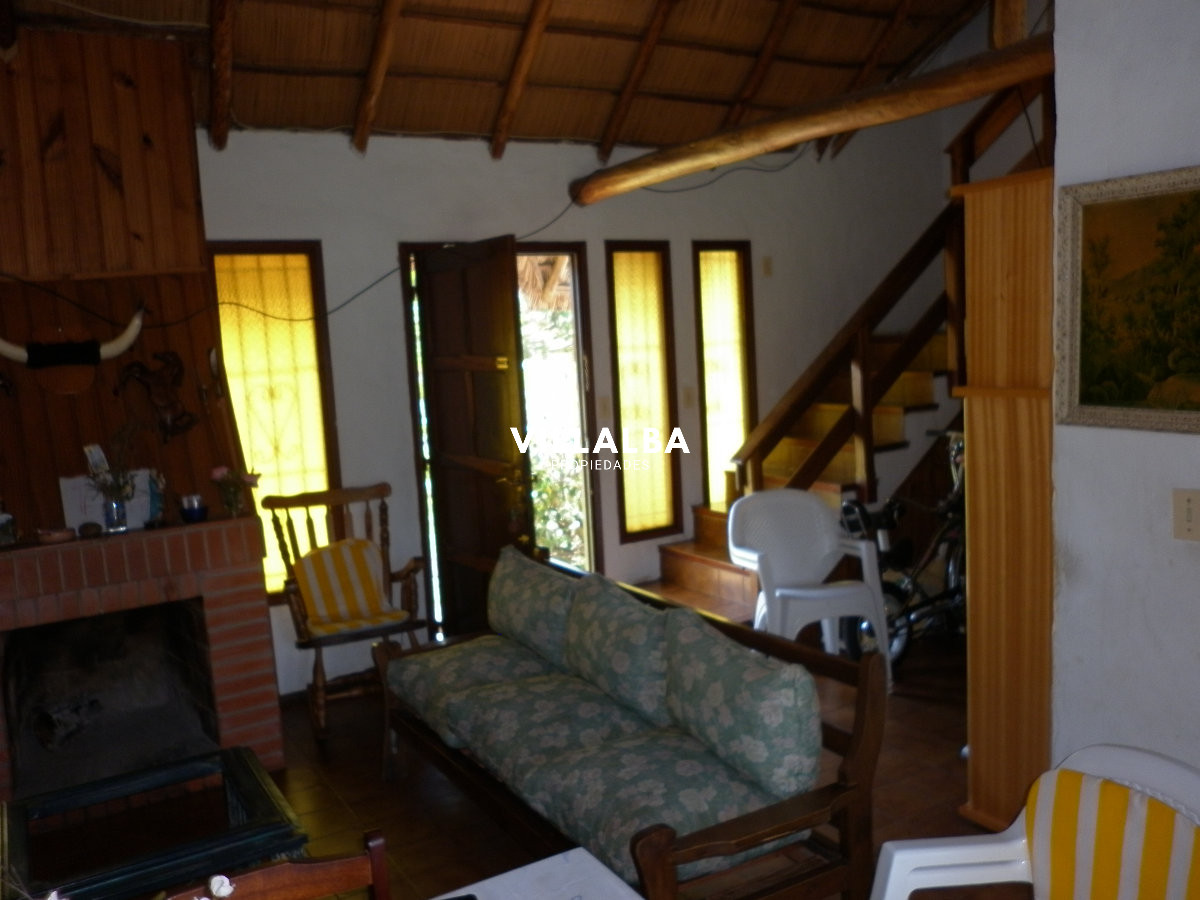 Apartamento ID.4128 - Venta de casa de 4 dormitorios en Maldonado