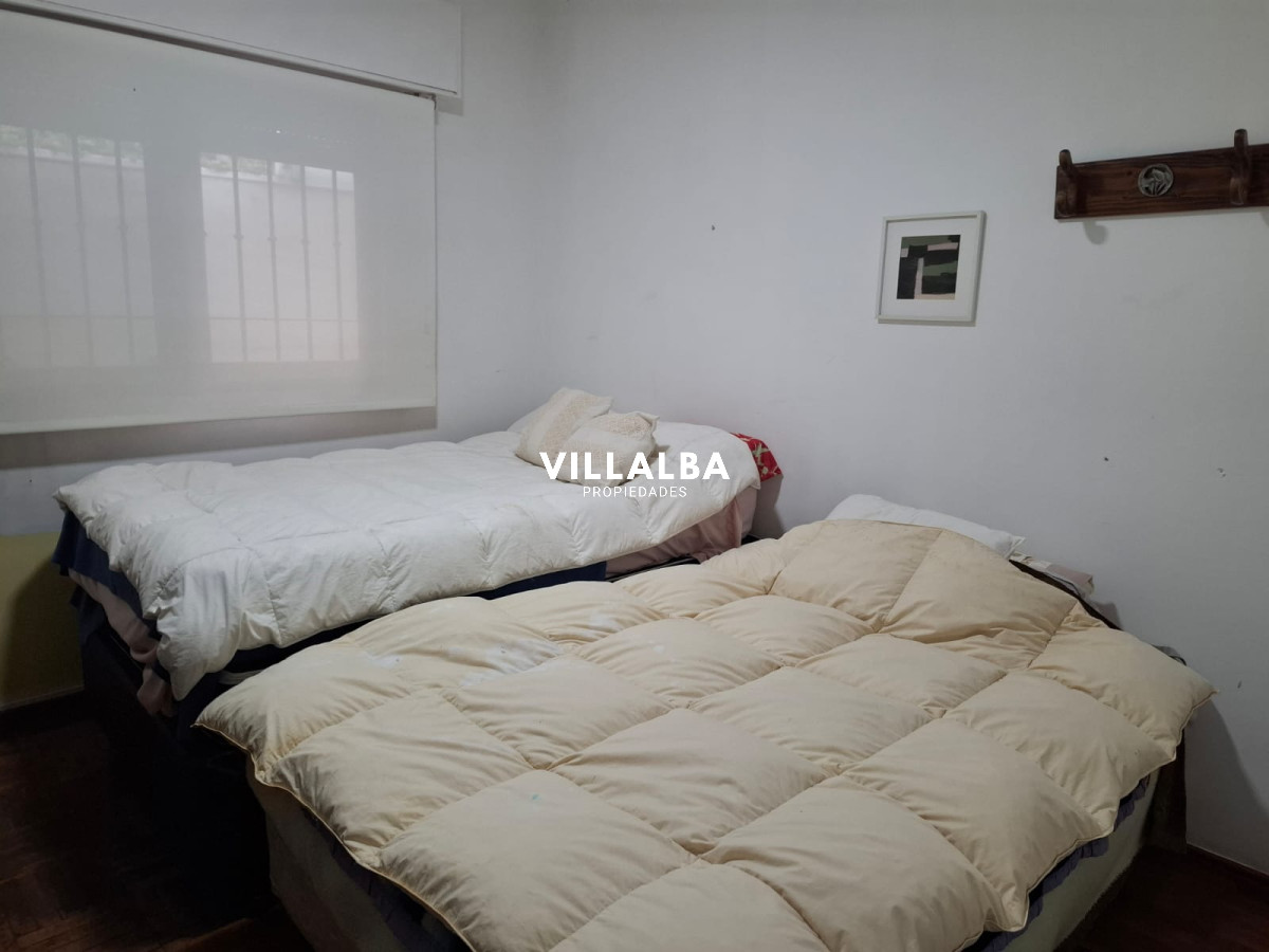 Apartamento ID.4005 - Casa en venta de 4 dorm. en Maldonado, toma Apto. como parte de pago