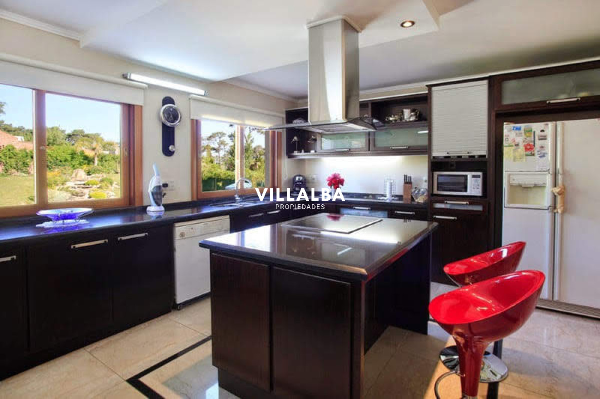 Casa ID.2857 - casa en venta en playa mansa