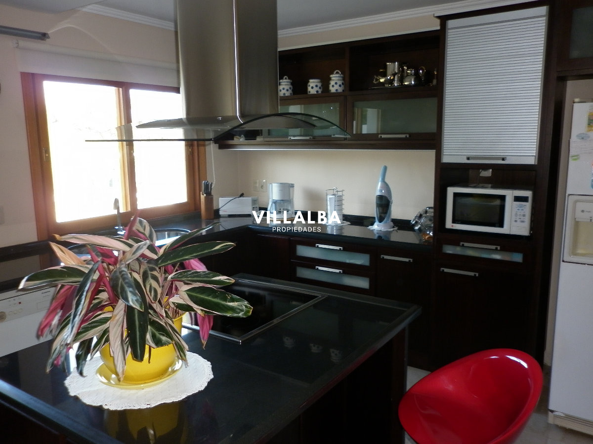 Casa ID.2857 - casa en venta en playa mansa