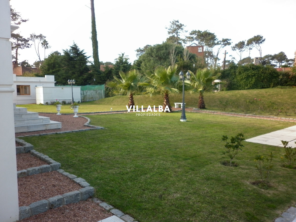 Casa ID.2857 - casa en venta en playa mansa