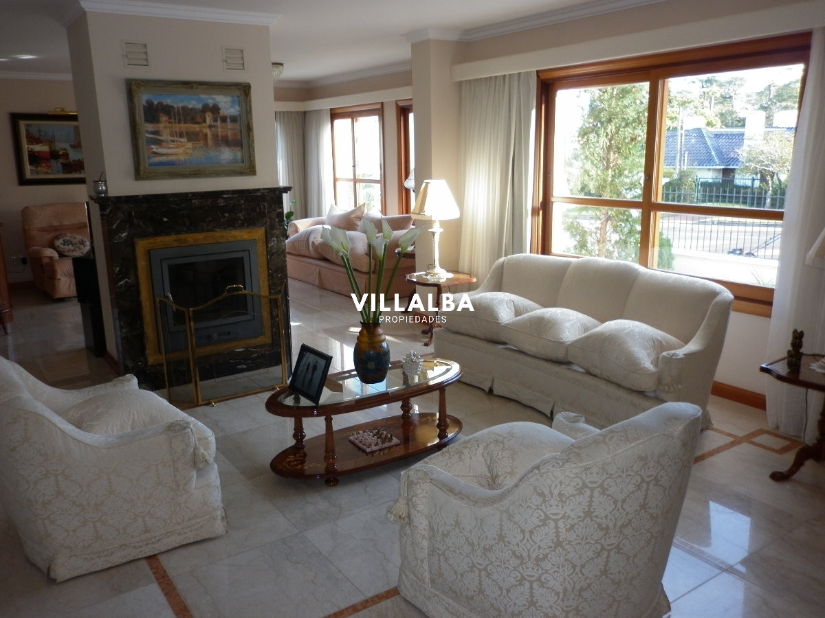 Casa ID.2857 - casa en venta en playa mansa