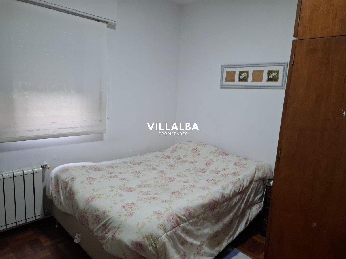Apartamento ID.4005 - Casa en venta de 4 dorm. en Maldonado, toma Apto. como parte de pago