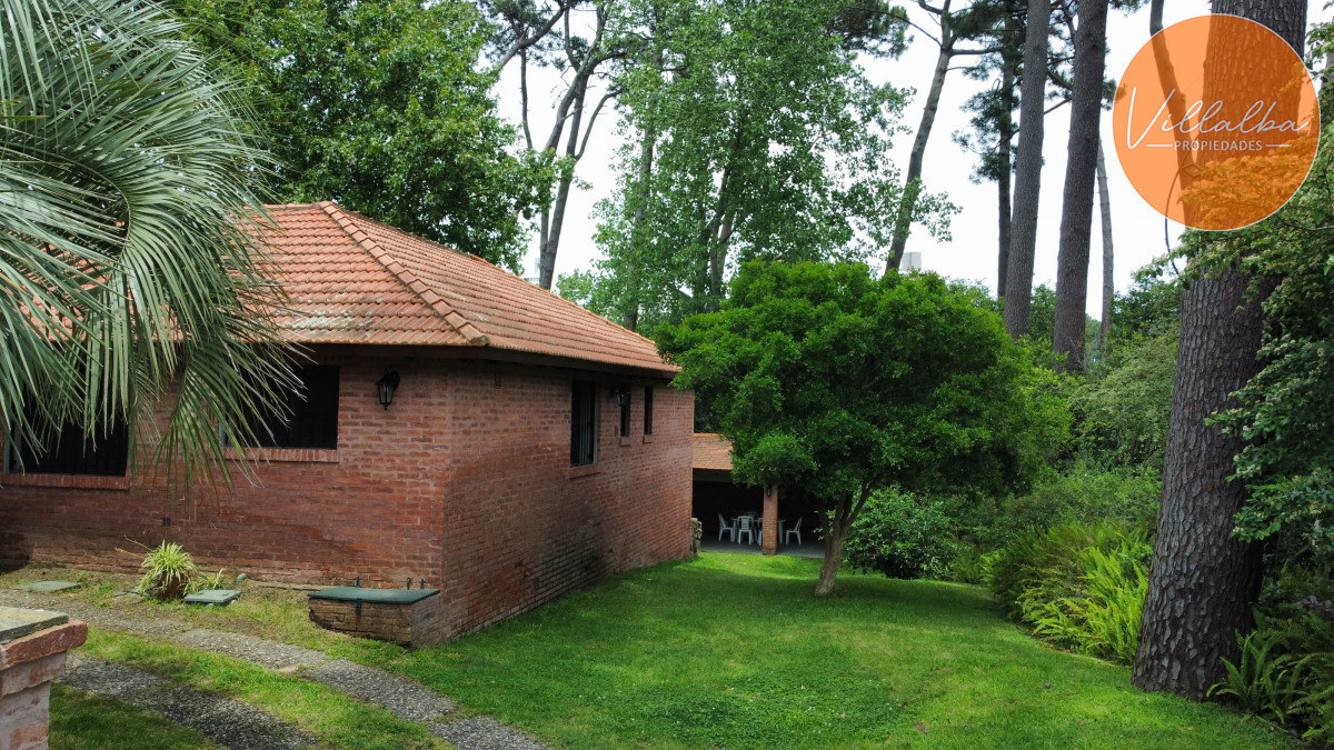 Casa ID.3215 - Casa en VENTA, 3 dormitorios, Punta del Este