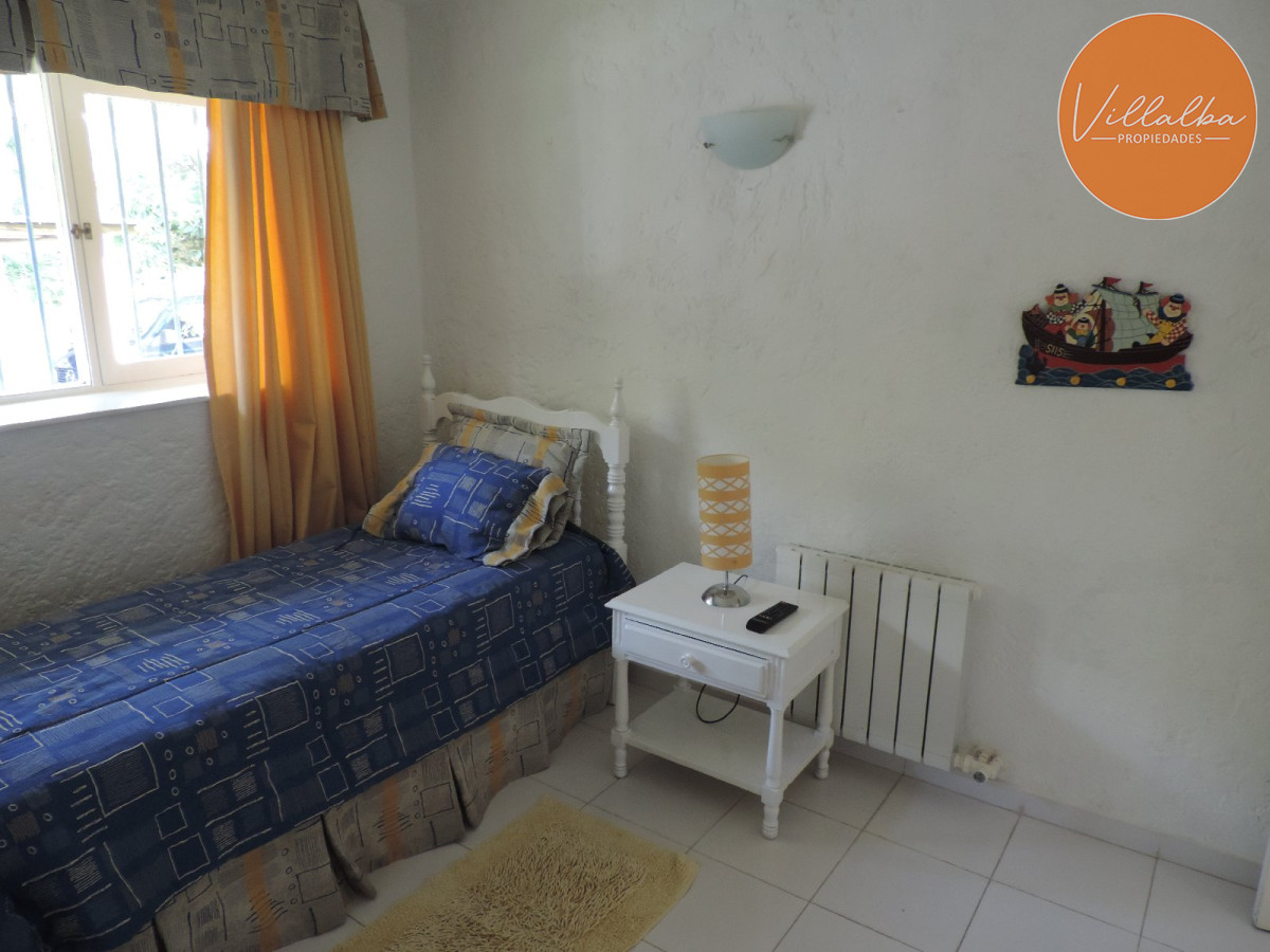 Casa ID.3581 - VENDO CASA DE 5 DORMITORIOS EN PUNTA DEL ESTE