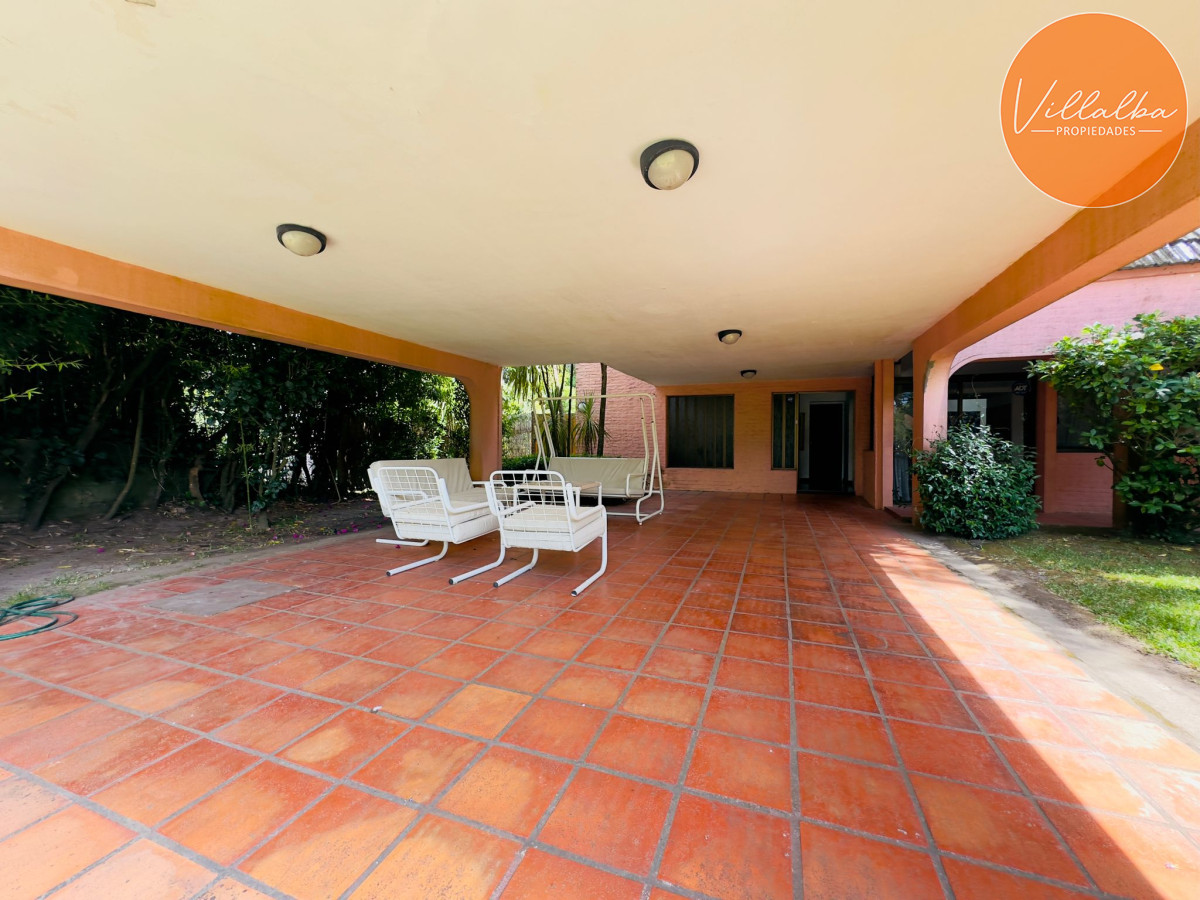 Apartamento ID.3194 - Casa en Venta, 5 dormitorios, 50 metros de la playa.