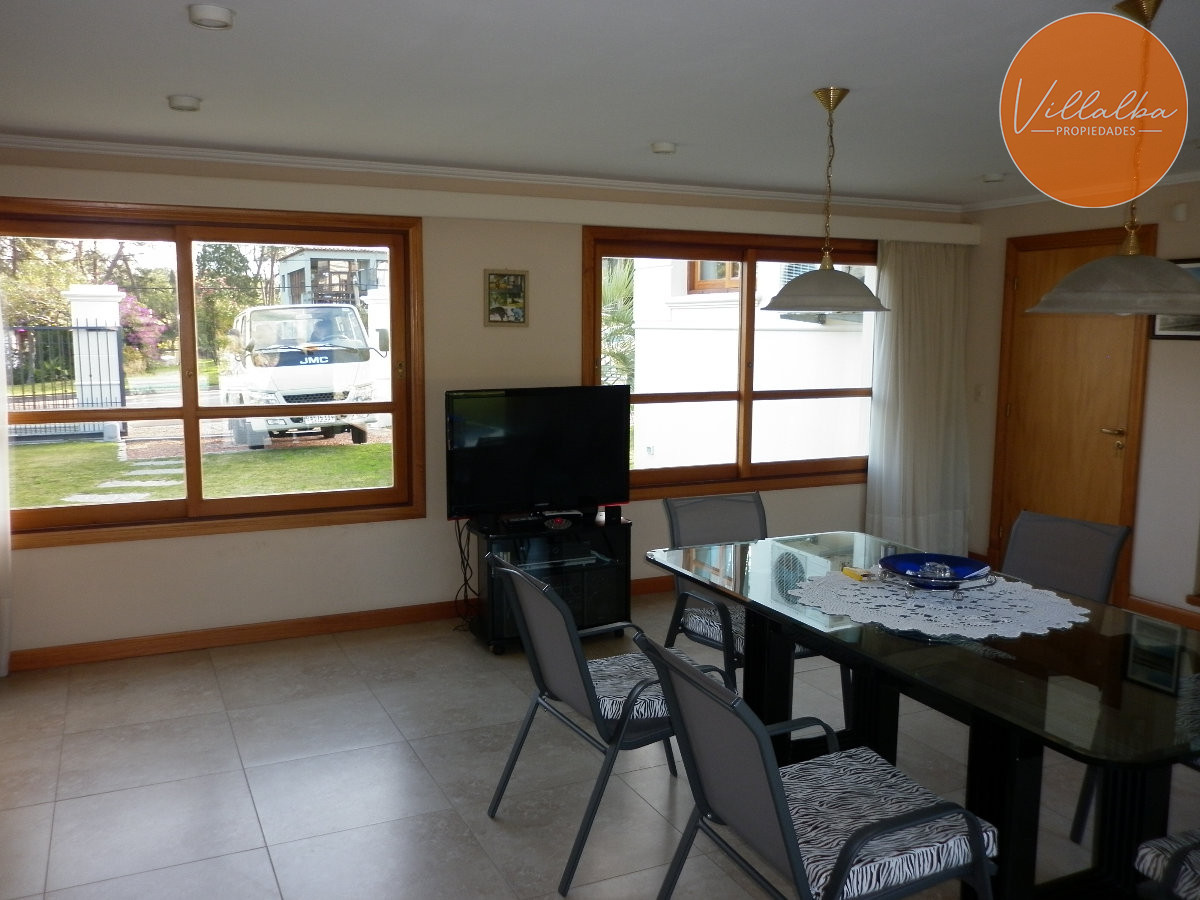 Casa ID.2857 - casa en venta en playa mansa