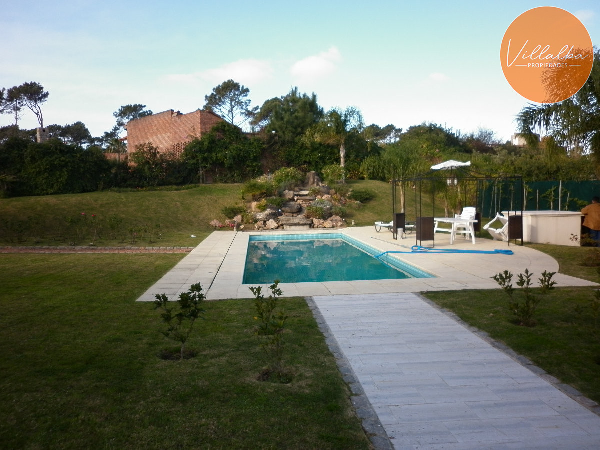 Casa ID.2857 - casa en venta en playa mansa