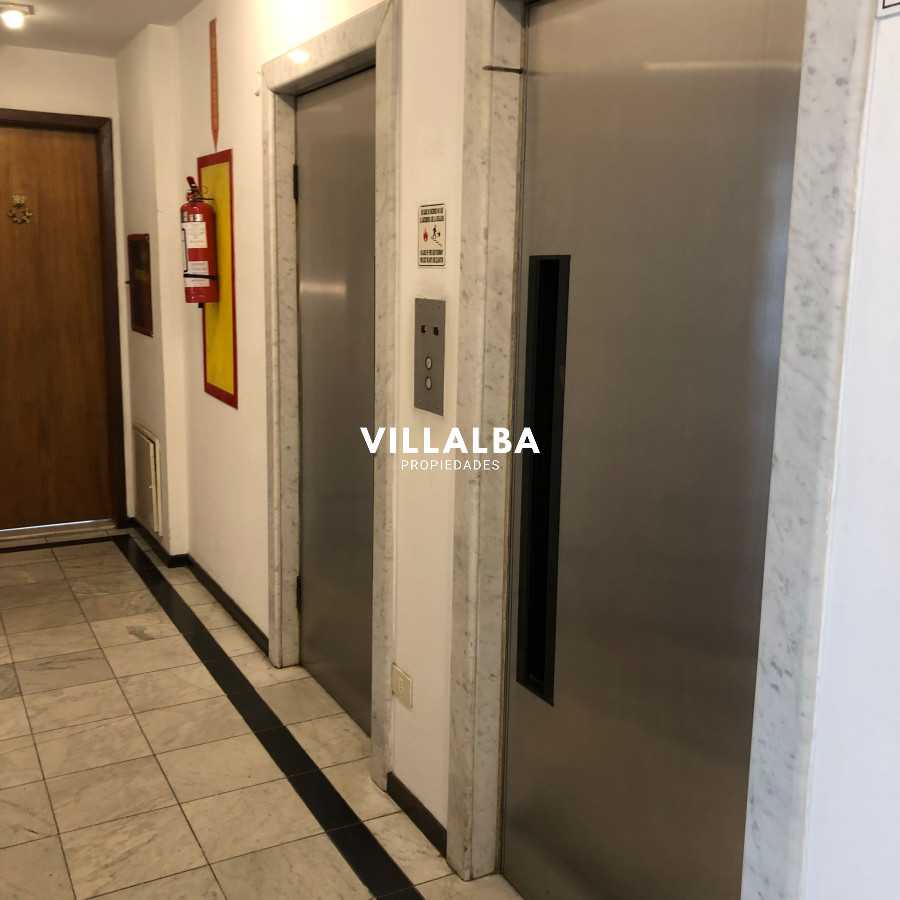 Apartamento ID.4000 -  Apartamento en Venta en Playa mansa Punta del Este