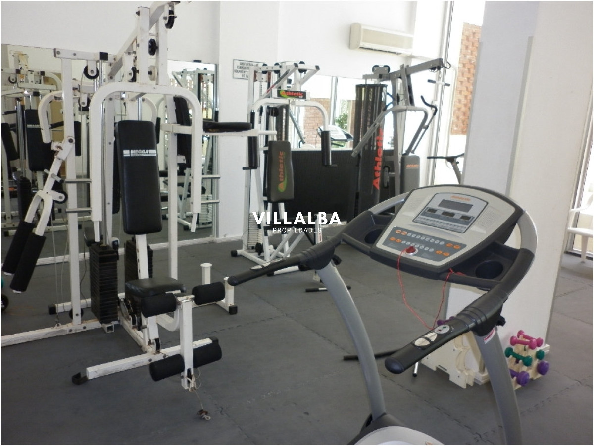 Apartamento ID.3861 - Apto en venta, 1 dormitorio y medio, excelente ubicación, Punta del este.