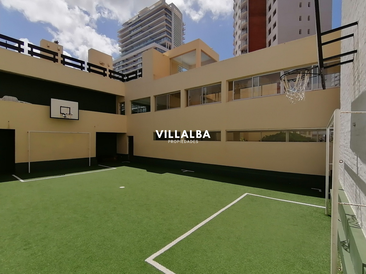 Apartamento ID.3861 - Apto en venta, 1 dormitorio y medio, excelente ubicación, Punta del este.