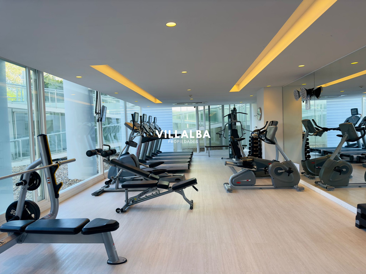 Apartamento ID.2939 - Penthouse en VENTA, 3 dormitorios en suite + Dependencia, vista 180°.