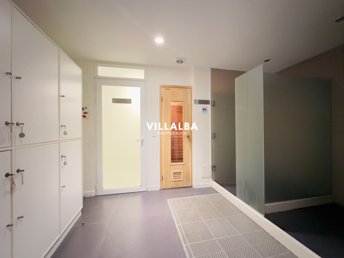 Apartamento ID.2939 - Penthouse en VENTA, 3 dormitorios en suite + Dependencia, vista 180°.