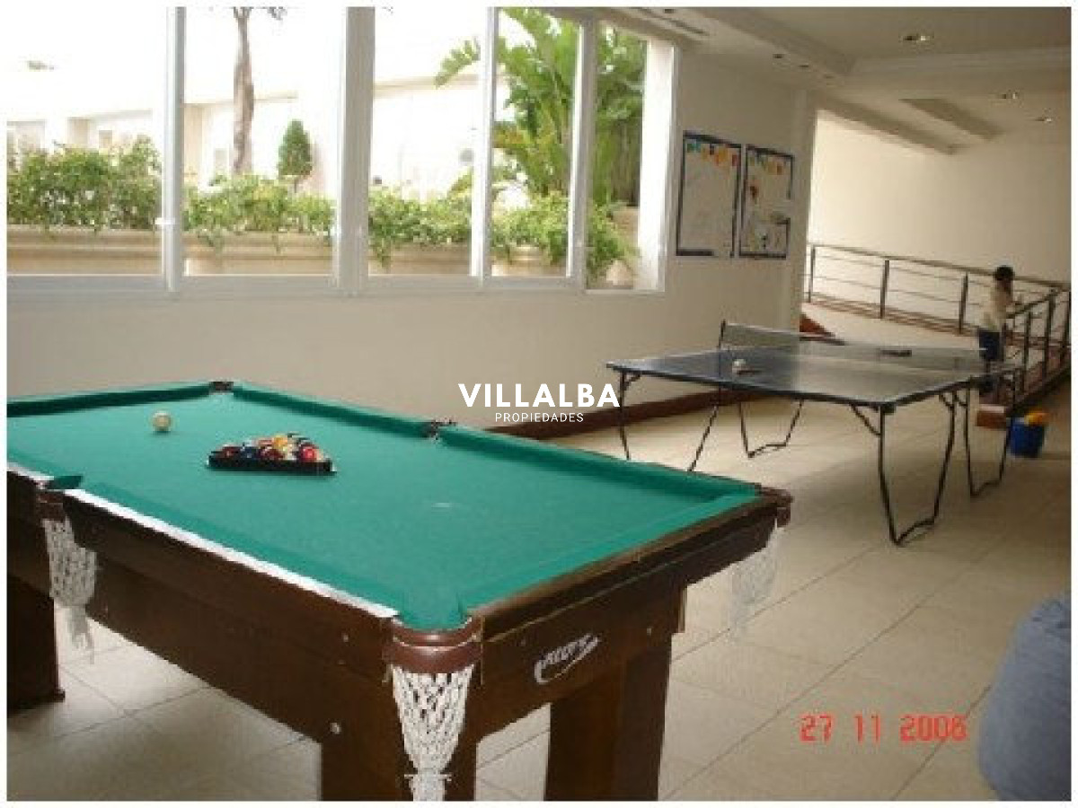 Apartamento ID.3842 - Apartamento en VENTA, 3 dormitorios en suite, Primera linea de la playa mansa.