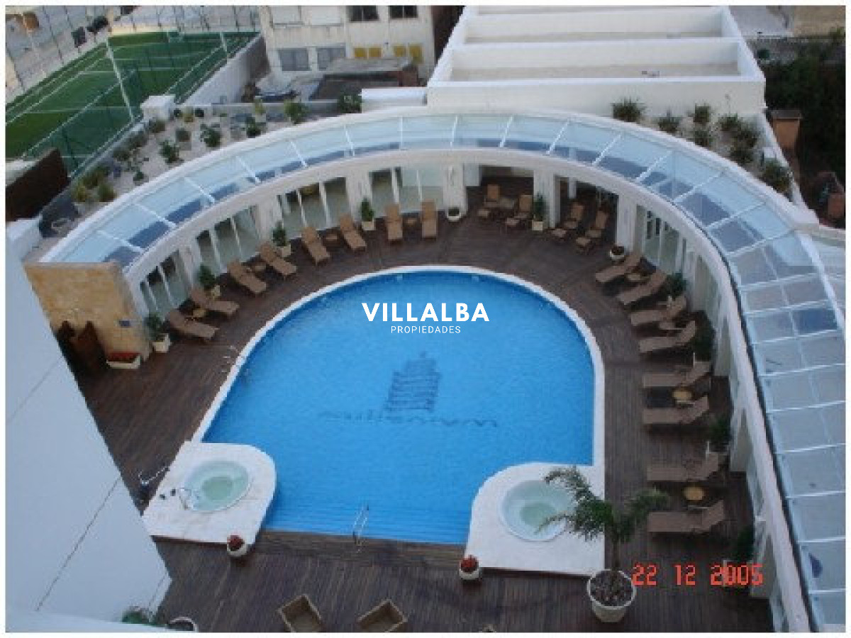 Apartamento ID.3842 - Apartamento en VENTA, 3 dormitorios en suite, Primera linea de la playa mansa.