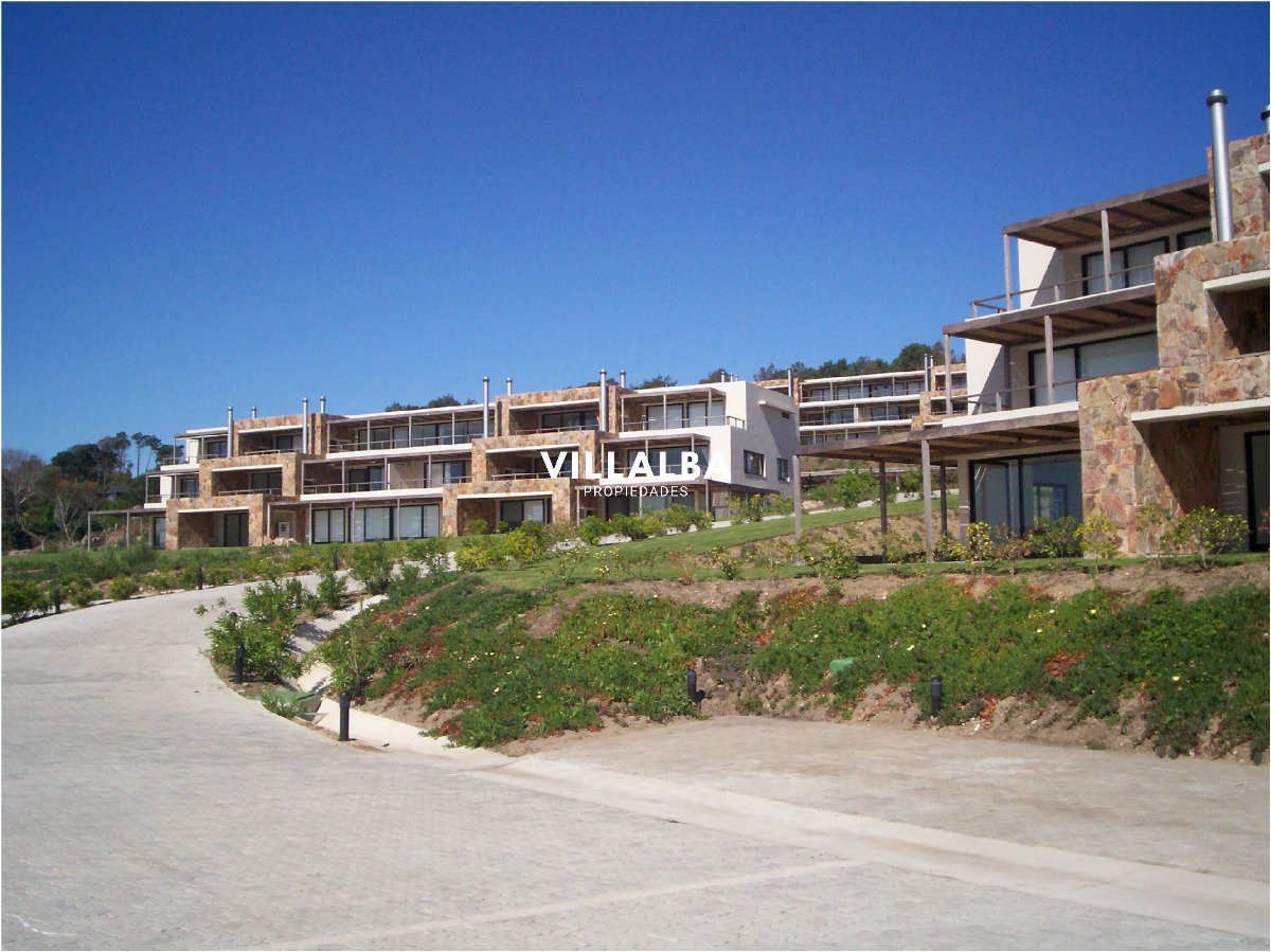 Apartamento ID.4285 - Apartamento en venta de dos dormitorios en Punta del Este