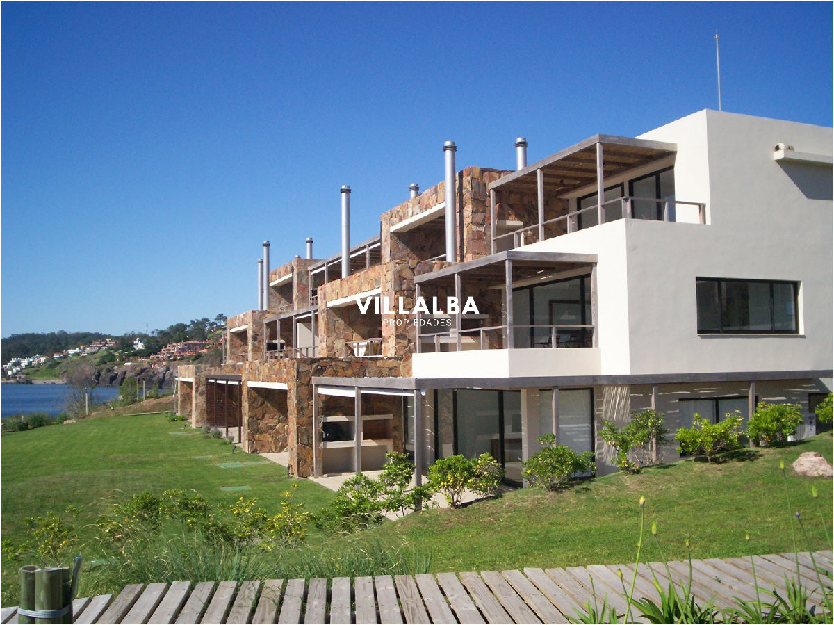 Apartamento ID.4285 - Apartamento en venta de dos dormitorios en Punta del Este