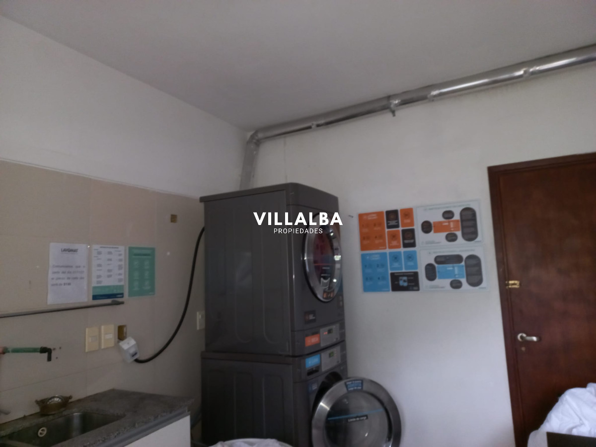 Apartamento ID.3796 - Apartamento en Venta, 2 dormitorios, Punta del Este.