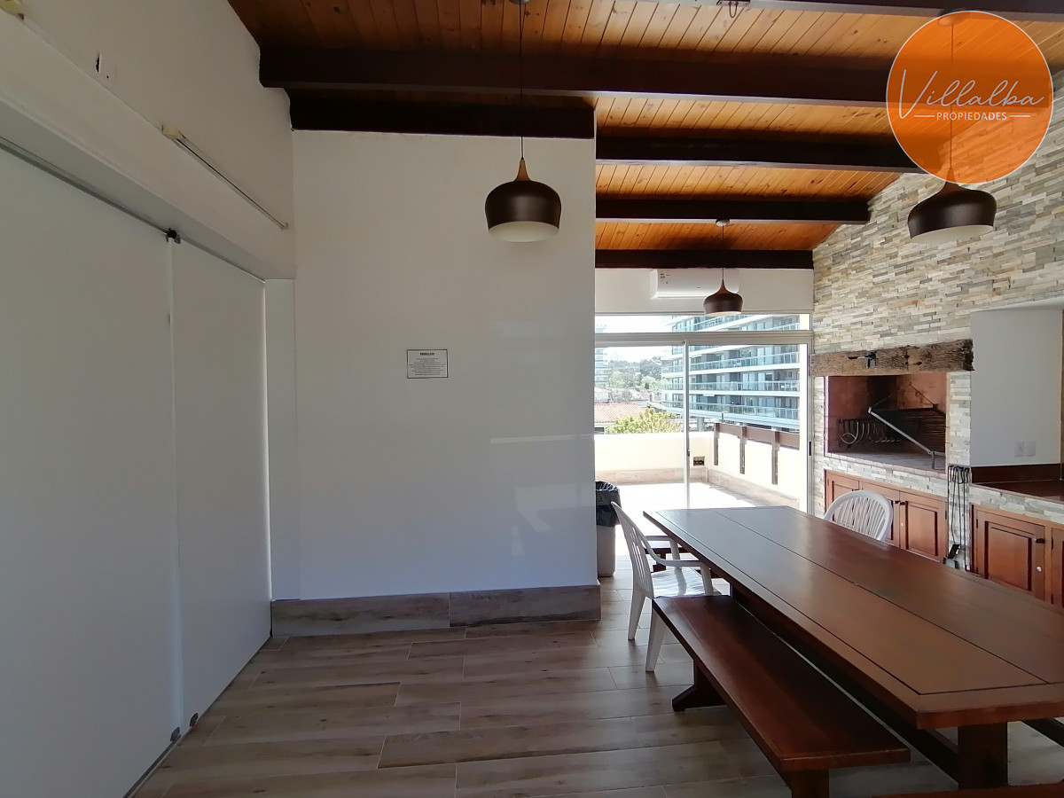 Apartamento ID.3762 - Apartamento en venta de dos dormitorios en Punta del Este