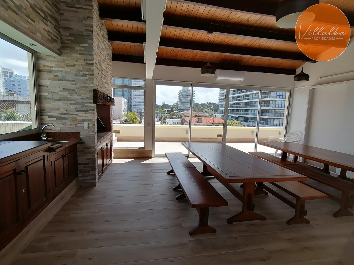 Apartamento ID.3762 - Apartamento en venta de dos dormitorios en Punta del Este