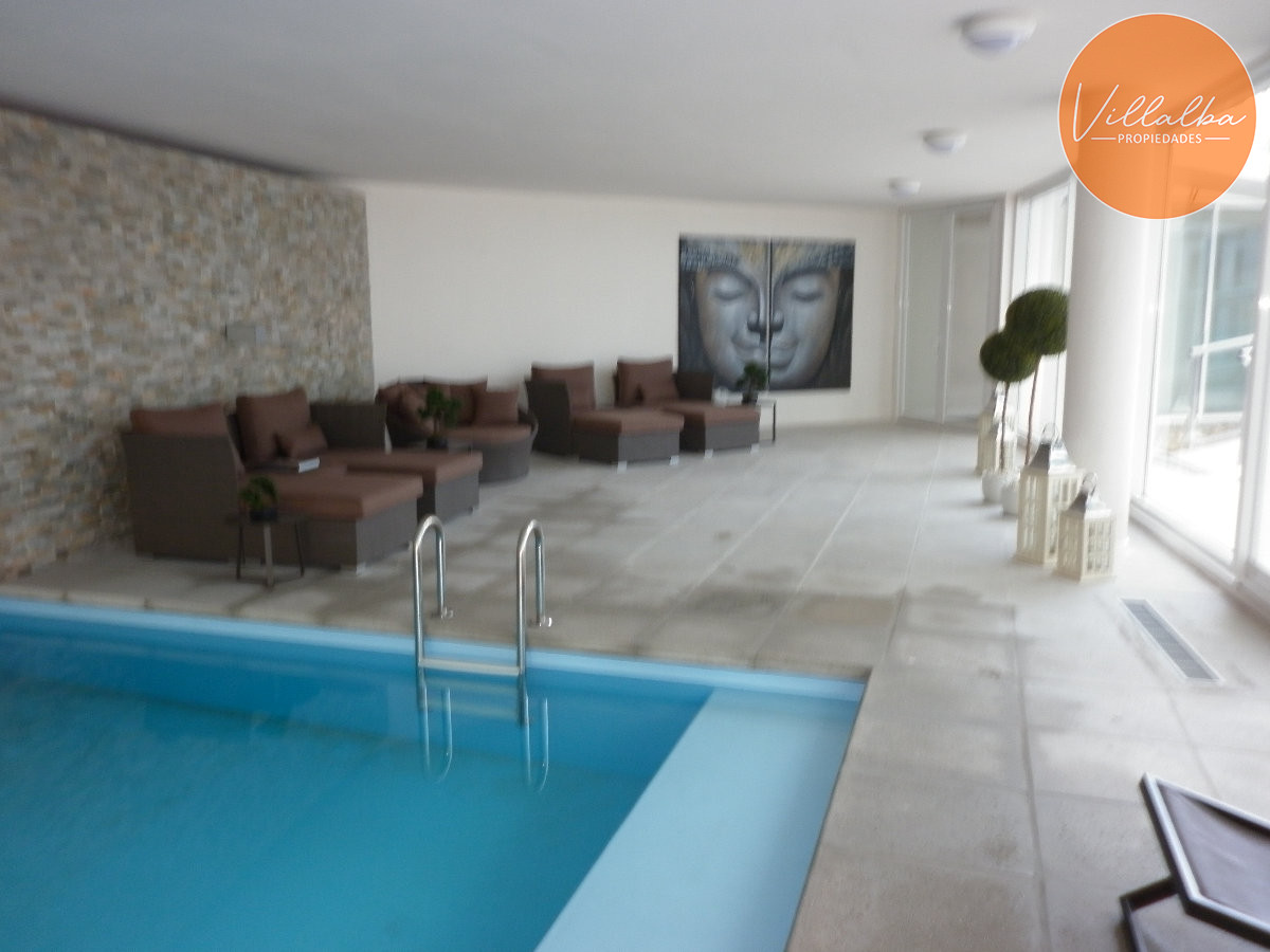 Apartamento ID.2939 - Penthouse en VENTA, 3 dormitorios en suite + Dependencia, vista 180°.