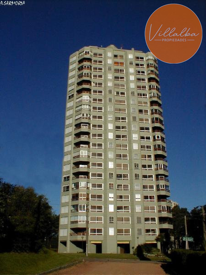 Apartamento ID.3602 - Venta de apartamento de dos dormitorios en Punta del Este