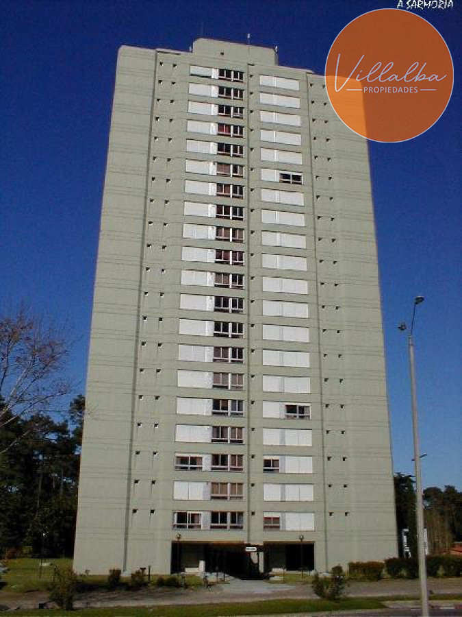 Apartamento ID.3602 - Venta de apartamento de dos dormitorios en Punta del Este