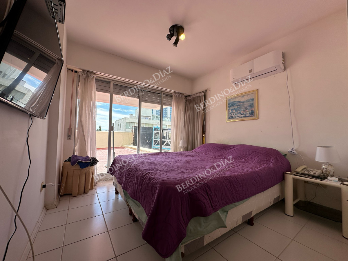 Apartamento ID.2750 - Apartamento en venta de 3 dormitorios en Punta del Este