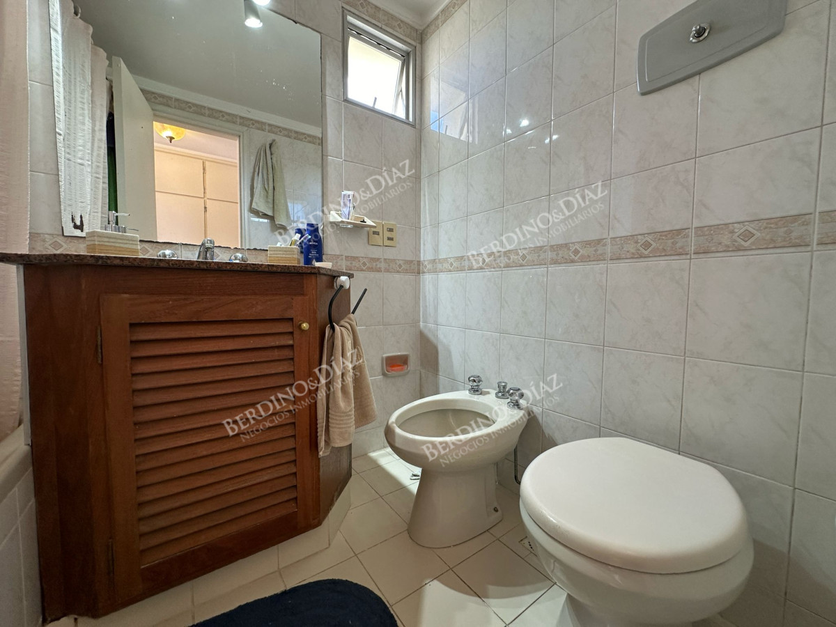 Apartamento ID.2750 - Apartamento en venta de 3 dormitorios en Punta del Este