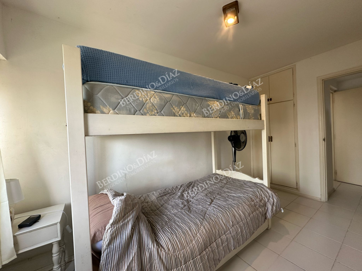 Apartamento ID.2750 - Apartamento en venta de 3 dormitorios en Punta del Este