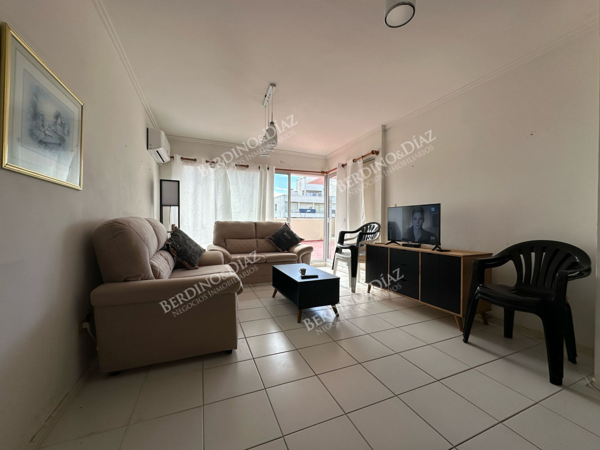 Apartamento ID.2750 - Apartamento en venta de 3 dormitorios en Punta del Este