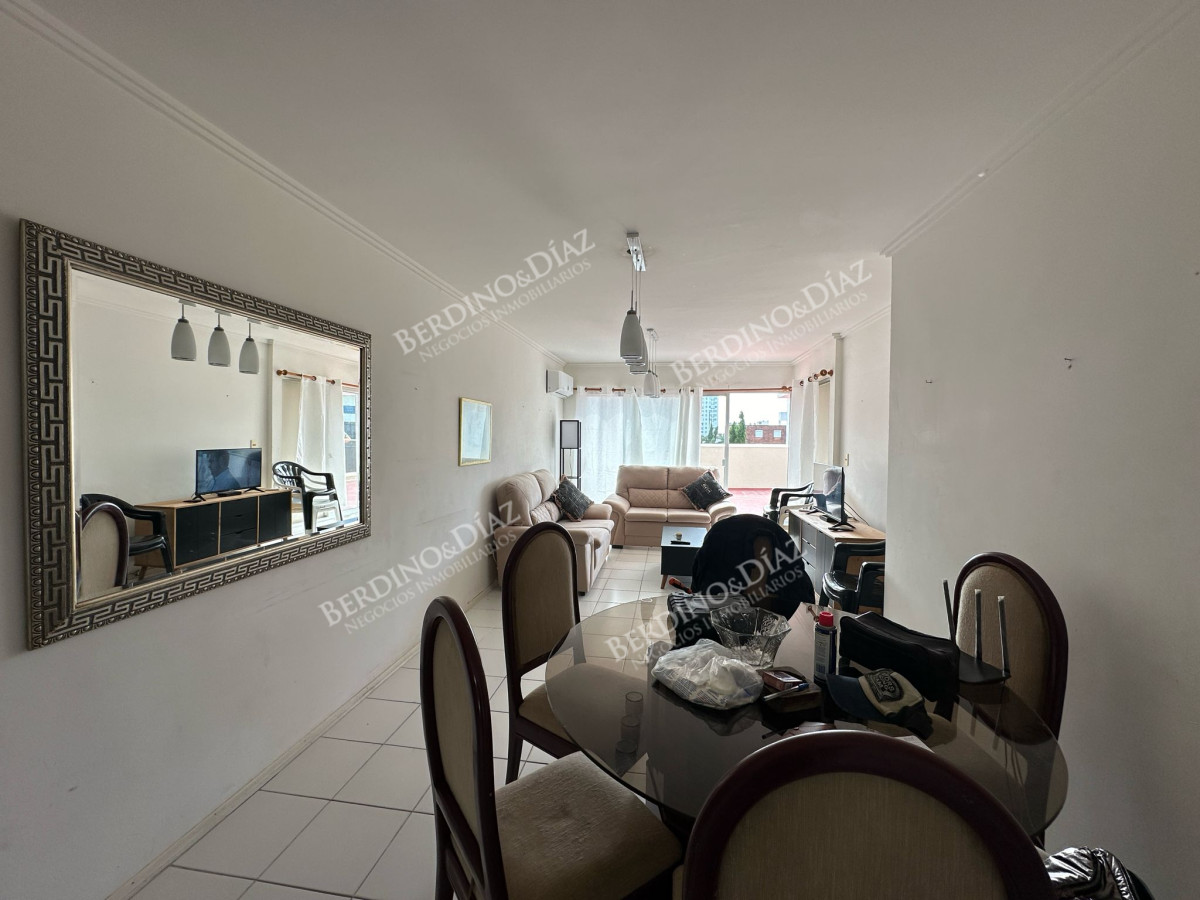 Apartamento ID.2750 - Apartamento en venta de 3 dormitorios en Punta del Este