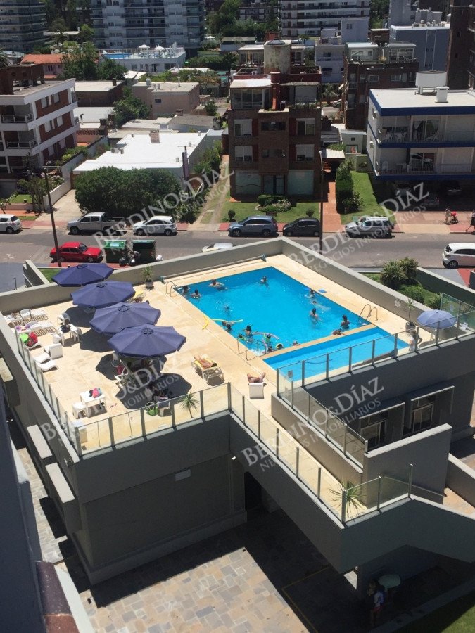 Apartamento ID.2749 - Alquiler de apartamento de 3 dormitorios en Punta del Este