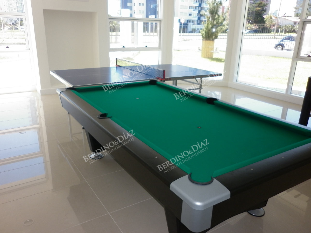 Apartamento ID.3185 - Venta y alquiler de apartamento de 2 dormitorios Playa mansa con parrillero