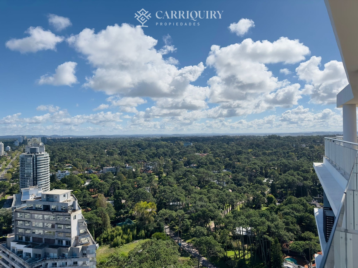 Apartamento ID.7834/APARTAMENTO-EN-VENTA-3-DORMITORIOS-PUNTA-DEL-ESTE - Penthouse en VENTA, 3 dormitorios en suite + Dependencia, vista 180°.