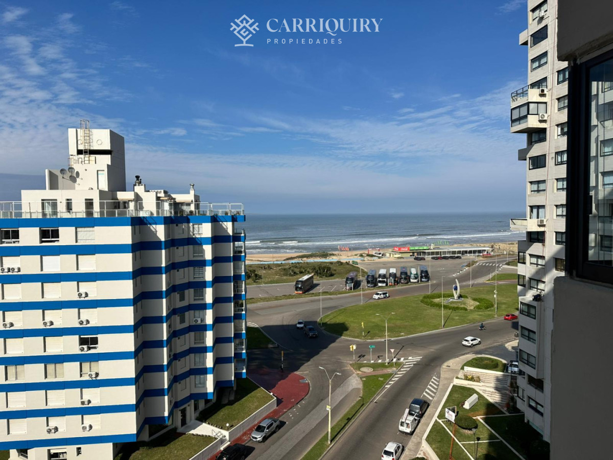 Apartamento ID.7780 - Apto en venta, Punta del este, playa brava.