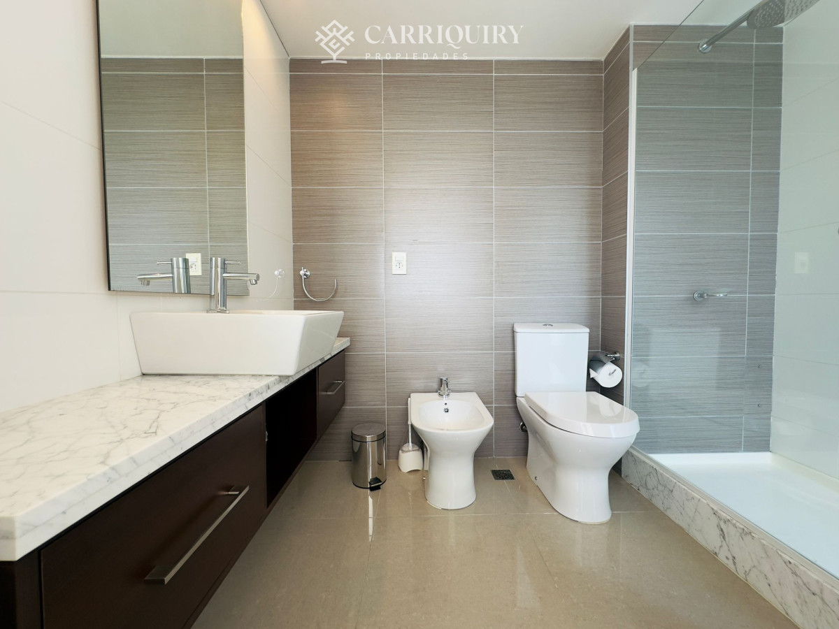 Apartamento ID.7834/APARTAMENTO-EN-VENTA-3-DORMITORIOS-PUNTA-DEL-ESTE - Penthouse en VENTA, 3 dormitorios en suite + Dependencia, vista 180°.