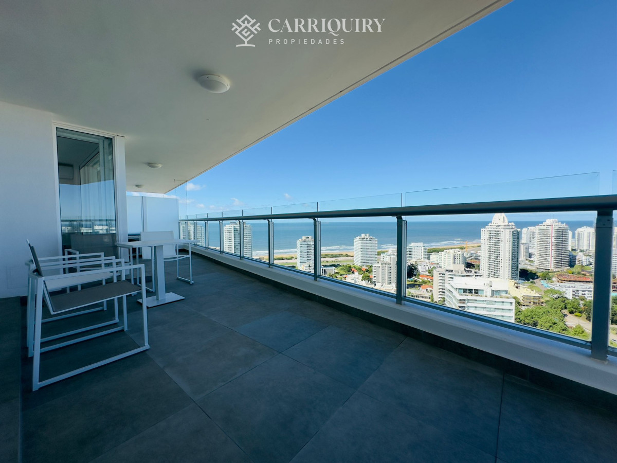 Apartamento ID.7834/APARTAMENTO-EN-VENTA-3-DORMITORIOS-PUNTA-DEL-ESTE - Penthouse en VENTA, 3 dormitorios en suite + Dependencia, vista 180°.