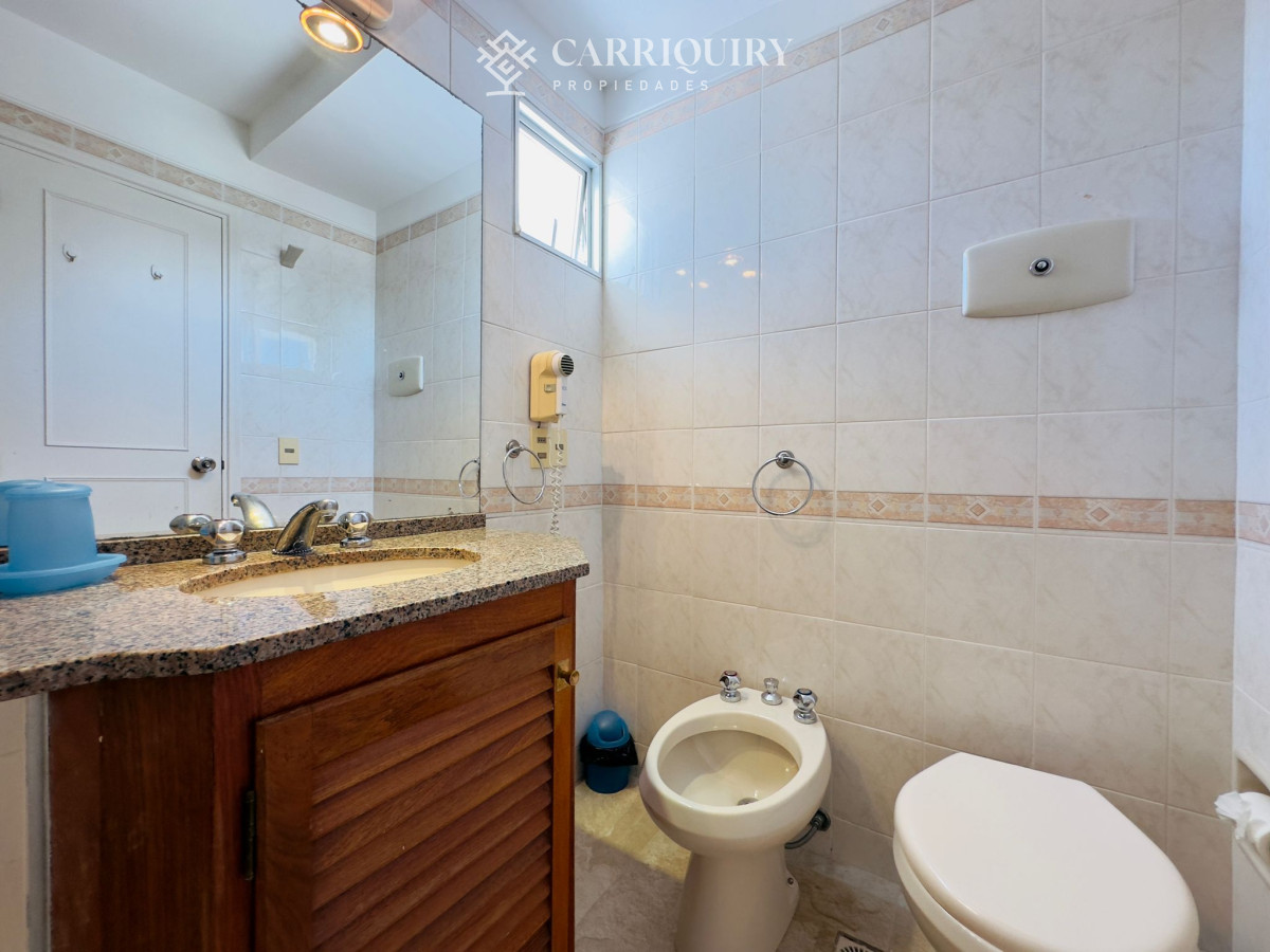 Apartamento ID.7753 - Apartamento en VENTA, 3 dormitorios, 2 baños, reciclado.